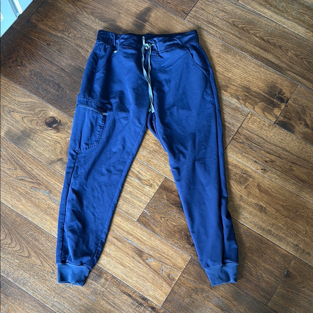 Figs Zamora jogger scrubs size medium